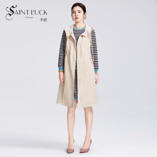 SAINT L’UCK/圣媛   新款时尚休闲长款纯色连帽马甲SA320R53 商品图0