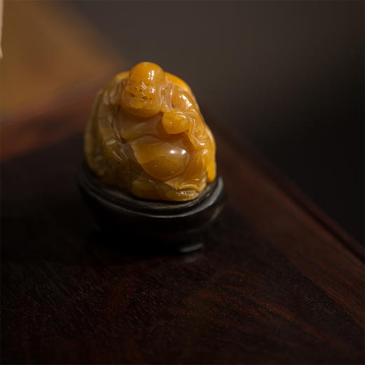 清代  田黄石弥勒随身佛 商品图4