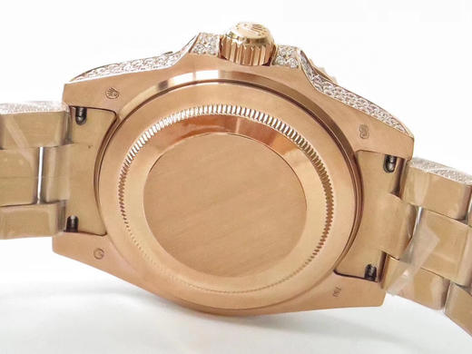 劳力士满天星腕表—格林尼治型II的密镶钻特别款—116769TBR-74779B
【表壳】腕表尺寸40mm。采用德国ding级904L蚝式钢所制 商品图5