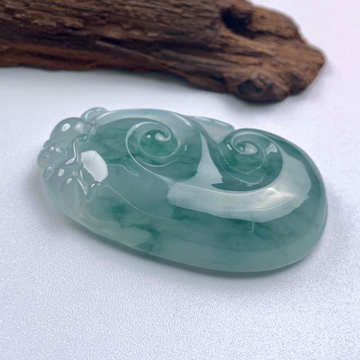 派瑞翡翠 翡翠挂件 糯种 飘蓝花 商品图3