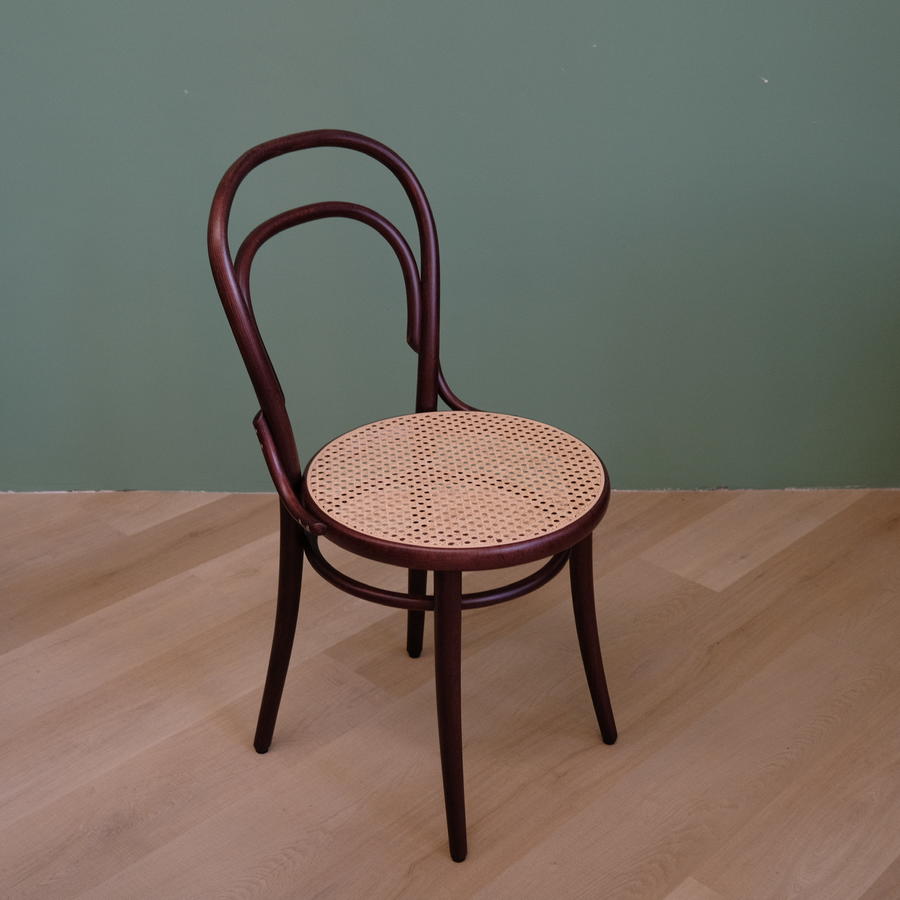 ton 14号北欧餐椅捷克进口纯榉木椅子