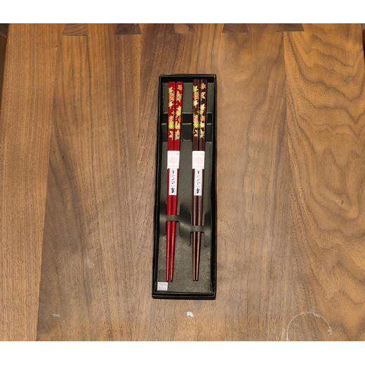 日本进口石田天然木日式情侣筷子尖头防滑个性创意家用防滑送礼 商品图1