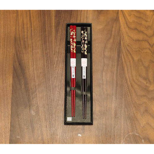 日本进口石田天然木日式情侣筷子尖头防滑个性创意家用防滑送礼 商品图4