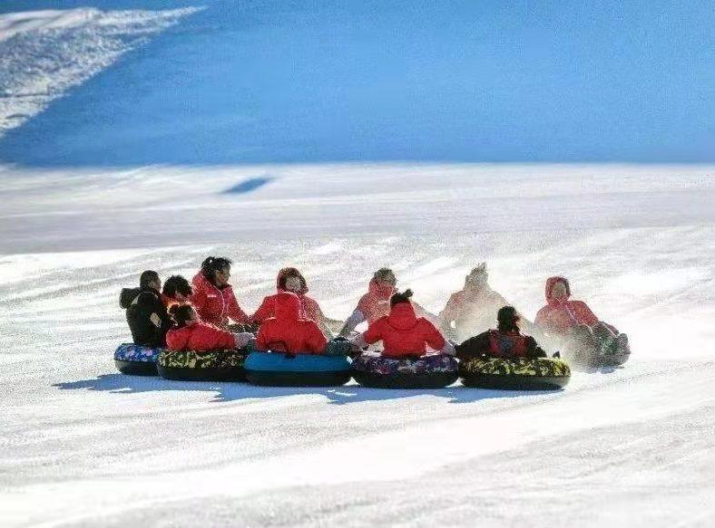【吉林市】39元抢购【五家山滑雪场】雪圈不限时通票,尽情嗨玩.