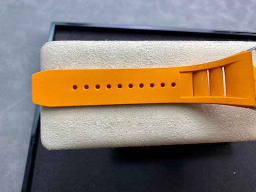 理查德米勒 Richard Mille RM010全新工艺时尚更前卫镂空设计最新特别款 矿物质防刮镜面玻璃 配置316L精钢表壳 耐磨天然进口橡胶表带 全自动进口机械机芯 商品图11