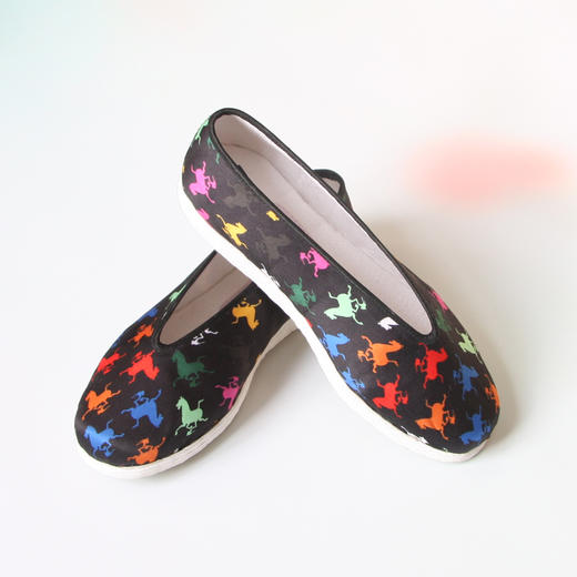 内联升女鞋春夏手工单鞋千层底文创马踏飞燕真丝印花小元口布鞋8296A 商品图1