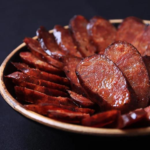 四川正宗自制烟熏香肠（麻辣 、广味） 3斤左右/  198元包邮 商品图0