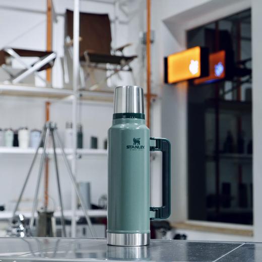 Stanley 保温壶 锤纹绿 商品图1