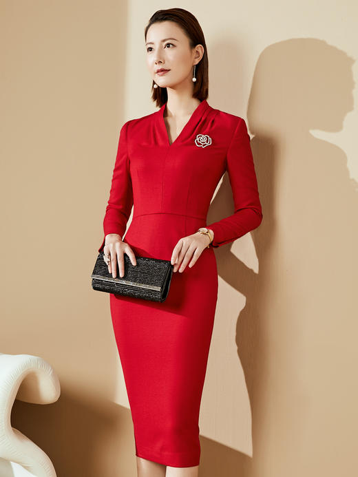 “傲雪寒梅”J20384618 颈袖添香季新款时尚修身气质中长款V领包臀显瘦女士连衣裙 商品图0