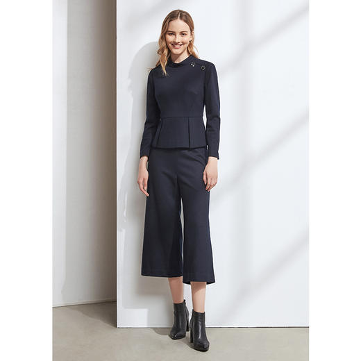 EITIE爱特爱女装冬款气质圆领经典收腰长袖显瘦羊毛呢短上衣女6013721 商品图2