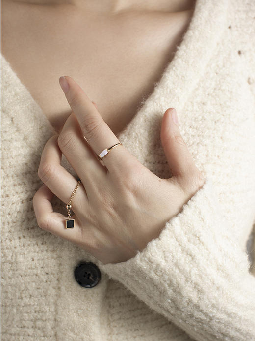 LUCINE鹿鸣珠宝 | 【一】系列白贝母戒指 商品图3