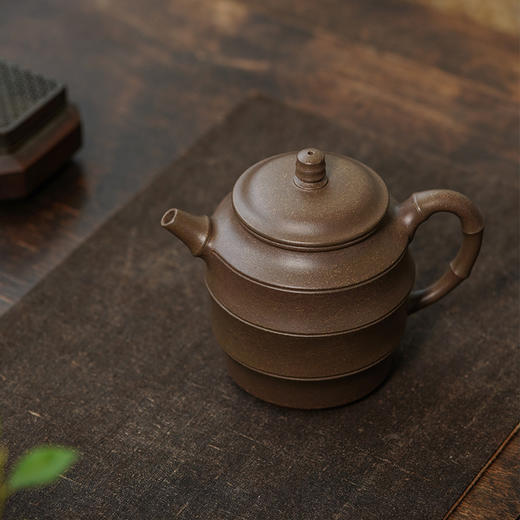 龙德堂陶艺 徐飞制《清风峻节》原矿青段 360cc (库存请咨询客服) 商品图1