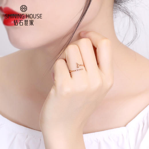 【时尚K金】钻石世家 18K金戒指 银杏开口戒指 人鱼尾巴造型戒指 开口素戒戒指 不规则戒指 尾戒叠戴戒指 简约时尚女戒（约1.07±0.1克） 商品图6