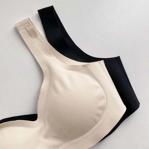 【15号款】华歌尔代工厂升级版深V无痕内衣 后开扣文胸 商品图4