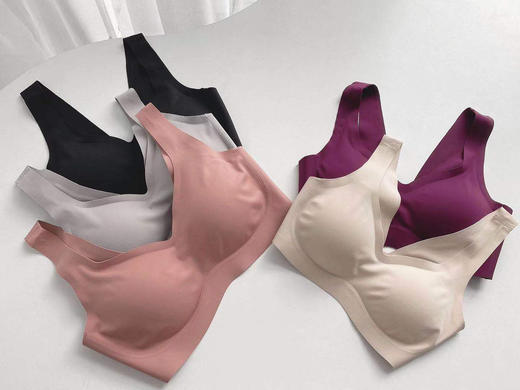 【15号款】华歌尔代工厂升级版深V无痕内衣 后开扣文胸 商品图1