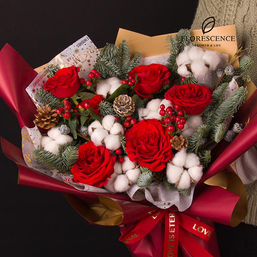【花柒】圣诞主题进口诺贝松玫瑰混搭花束 商品图0