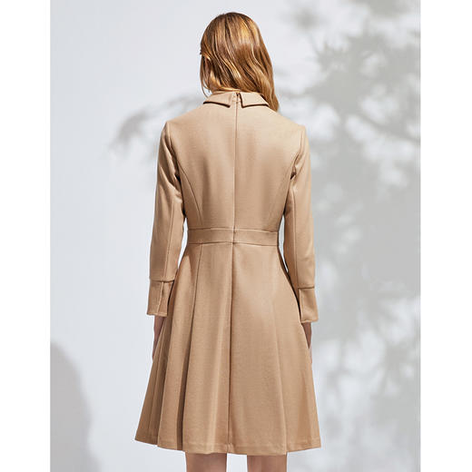 EITIE爱特爱春季新款气质翻领通勤洋气收腰A摆显瘦连衣裙女裙6407103 商品图4