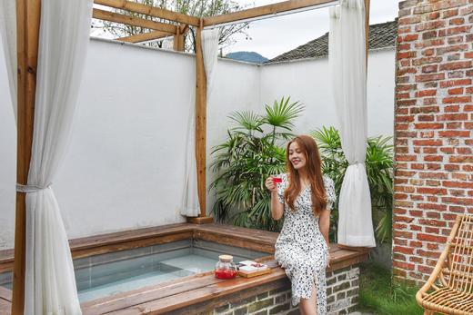 【绵阳-523号院】8房温泉私汤小院，白水湖畔，秋千，地暖，泡锶温泉·品下午茶·打卡网红酒窖fsqj 商品图0