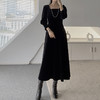 长款气质收腰黑色方领丝绒连衣裙 商品缩略图0