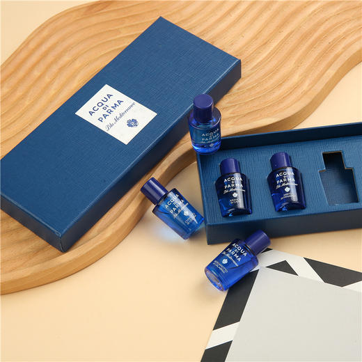 【专柜小样】意大利Acqua Di Parm 帕尔玛之水 蓝色地中海Q版香水礼盒 5mlx5 商品图2