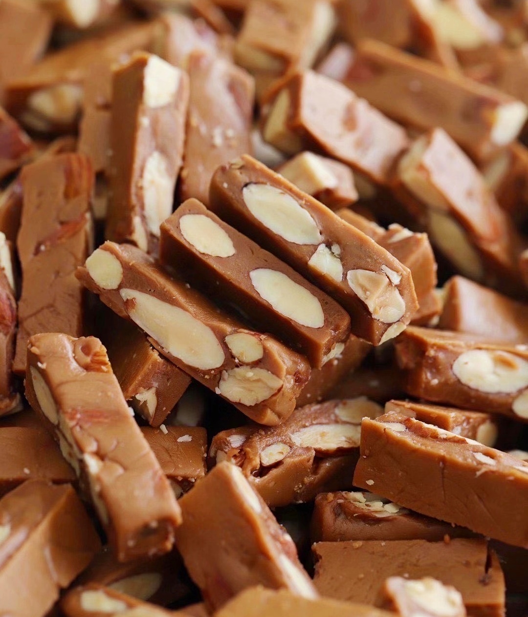 海盐杏仁太妃糖（酥脆）