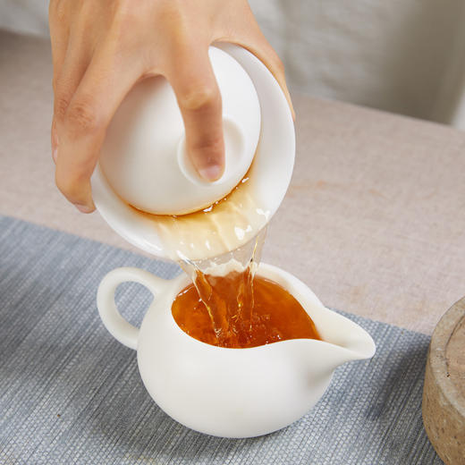 自家系列丨2017年 务本 白牡丹 650g砖 商品图5