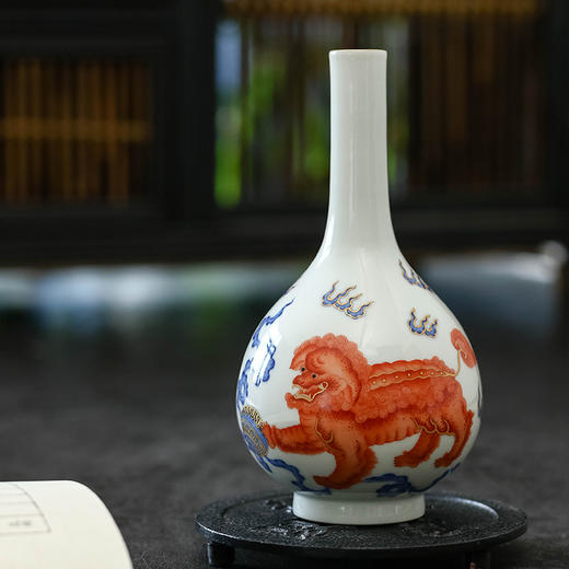 青花矾红彩狮子绣球套系 商品图4