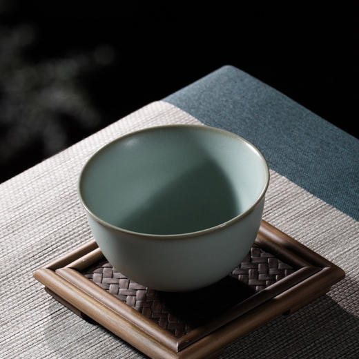 东道主人｜圆意杯（汝官窑） 商品图1