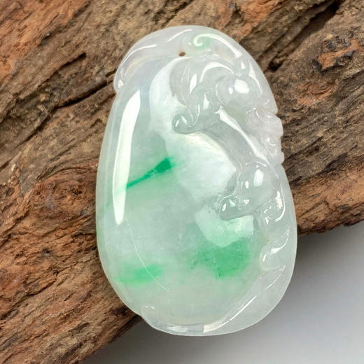 派瑞翡翠 翡翠挂件 糯种 飘翠 商品图0