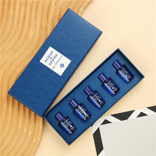 【专柜小样】意大利Acqua Di Parm 帕尔玛之水 蓝色地中海Q版香水礼盒 5mlx5 商品图1