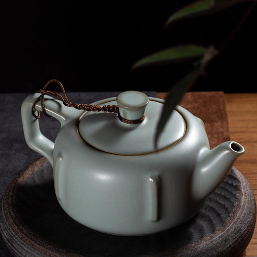 东道主人｜静雅壶（汝官窑） 商品图2