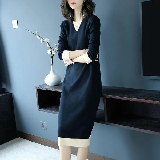 CCFS-58-C139新款时尚气质宽松V领长袖中长款针织连衣裙 商品图2