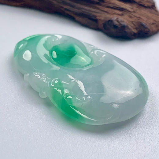 派瑞翡翠 翡翠挂件 糯种 飘翠 商品图4
