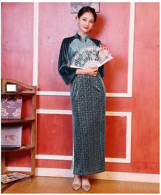 DLQ-A2719新款修身显瘦中式改良旗袍秋冬丝绒款妈妈装连衣裙 商品图2