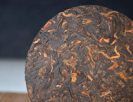 「蓝蜜蜂·普洱茶」100克小饼（生、熟） 商品图2