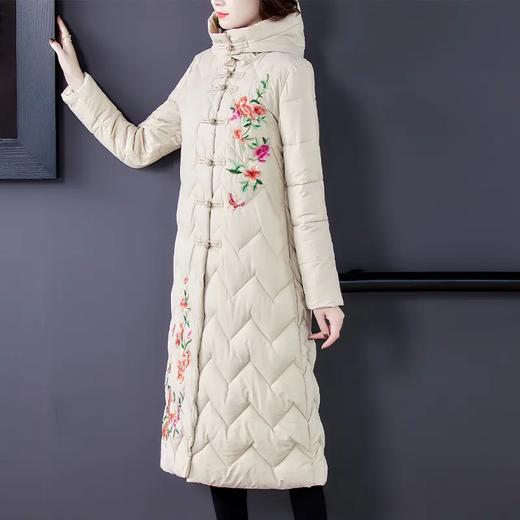 HT-N-B18-8385冬季新款优雅显瘦加厚绣花棉衣 商品图3