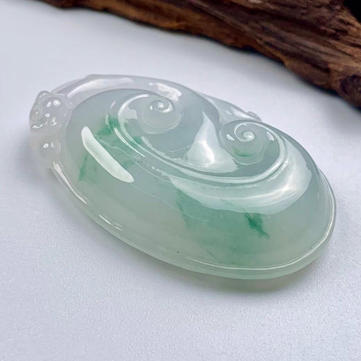 派瑞翡翠 翡翠挂件 糯冰种 飘翠 商品图3