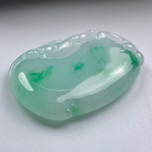 派瑞翡翠 翡翠挂件 糯种 飘绿花 商品图3