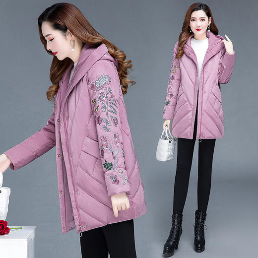 YWE  11413时尚绣花气质羽绒棉加厚保暖棉服 商品图3