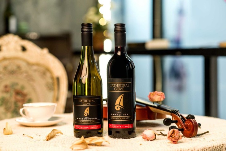 教堂湾 西拉 干红 2018 (中国仓)