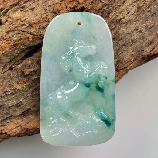 派瑞翡翠 翡翠挂件 糯种 飘蓝花 商品图0