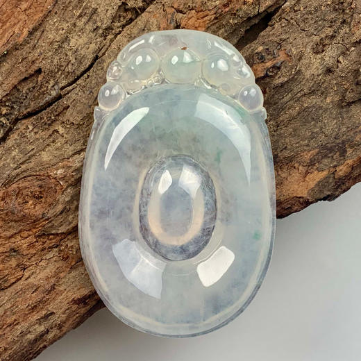 派瑞翡翠 翡翠挂件 糯冰种 飘蓝花 商品图0