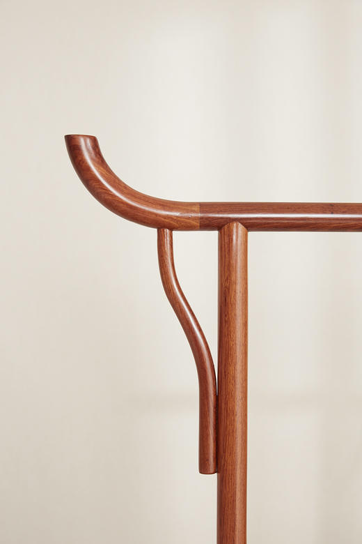 红桥红  家具严选  缅甸花梨（大果紫檀）  【126 明式简约 空灵衣帽架】 商品图5