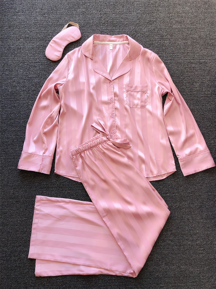 条纹贡缎长袖家居服