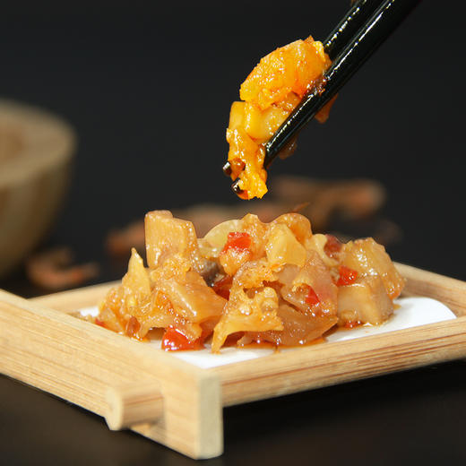 康在此秘制鲍鱼海鲜酱 鲜辣味拌饭拌面下饭调味酱 80g/罐 商品图0