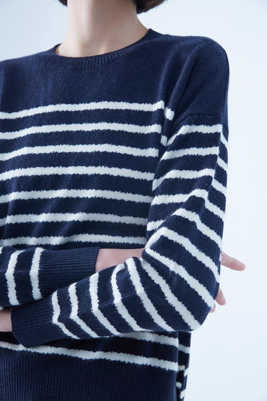 圣弗尔瑞 圆领翻花女套衫鄂尔多斯特色羊绒衫  100%羊绒 商品图9