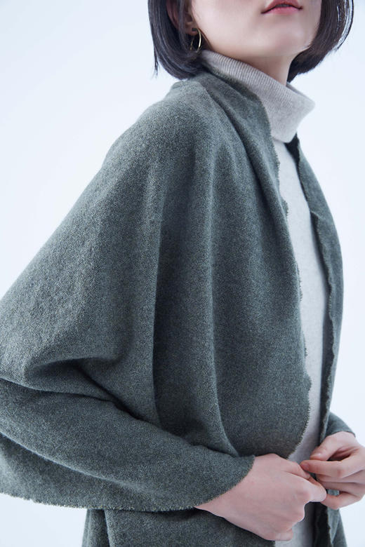 羊绒缩绒长披肩  100%羊绒  军绿色 商品图5