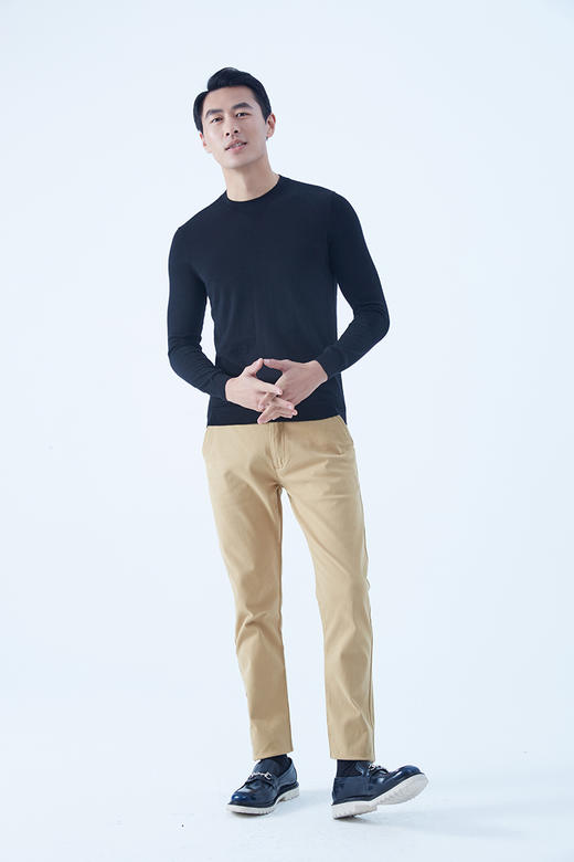 圣弗尔瑞鄂尔多斯特色精纺圆领男套衫  30%羊绒55%防缩毛15%丝光毛 商品图10