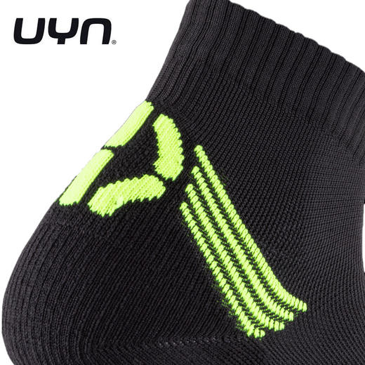 UYN 跑步男士速度袜 短袜运动袜防臭速干排汗专业减震零压跑步袜 商品图3