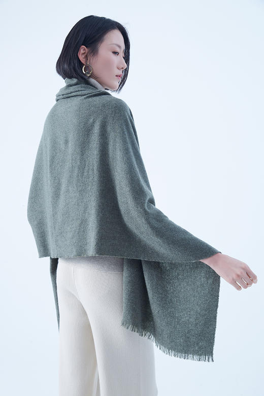 羊绒缩绒长披肩  100%羊绒  军绿色 商品图3